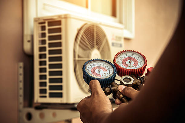 Professional Hvac technician working in Valley View, PA
